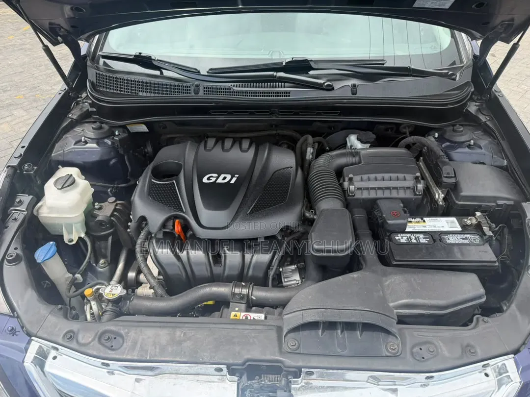 Hyundai Sonata Limited 2.0T Sedan (2.0L 4cyl 6A) 2012 Blue