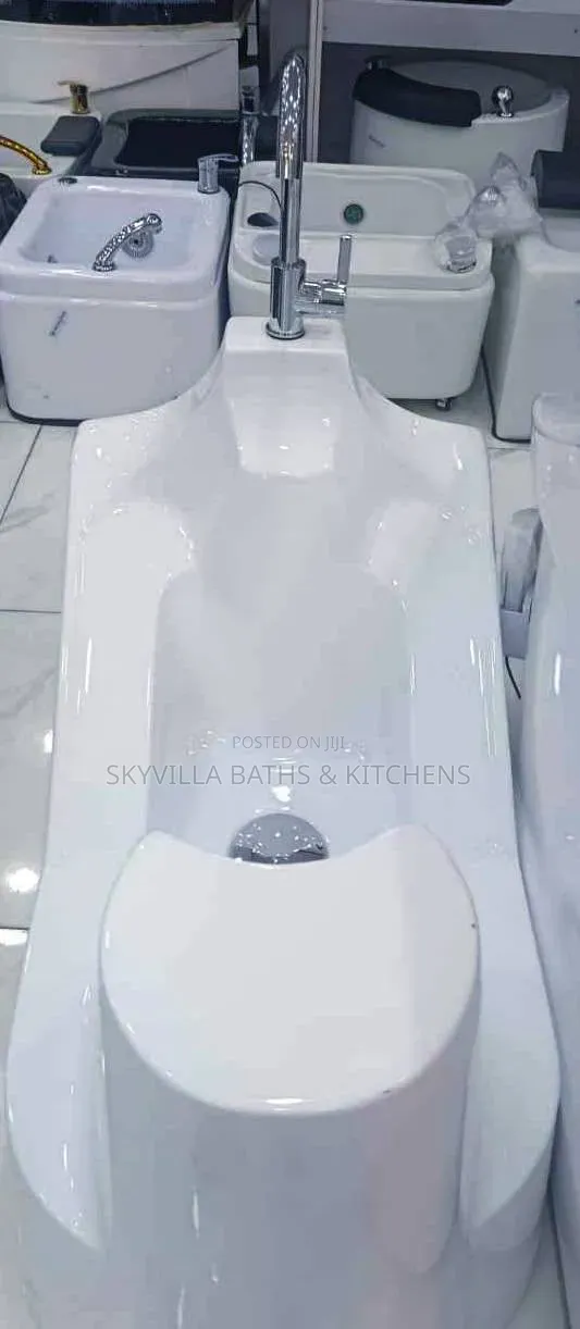 Abolition Ceramic Foot Washing Basin With Integrated Tall Mixer Tap
