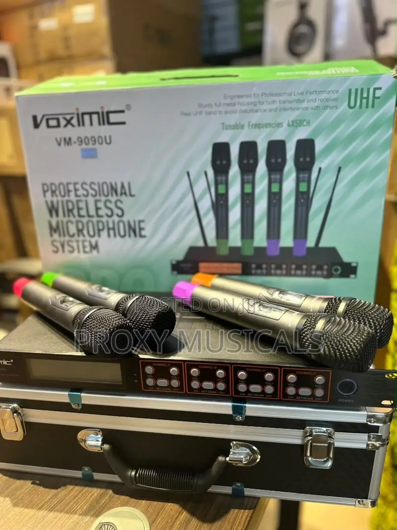 Voximic VM-9090U Professional 4-Channel UHF Wireless Microphone System