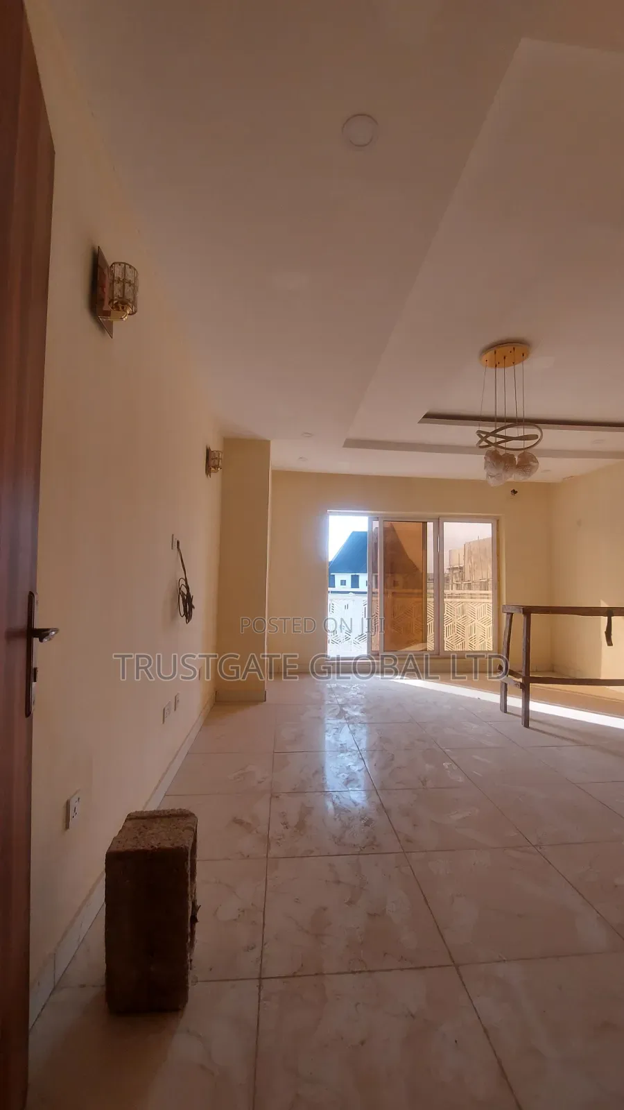 3bdrm Townhouse/Terrace in Guzape District for sale