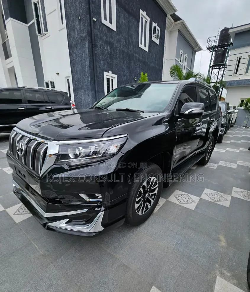Toyota Land Cruiser Prado 2013 Black