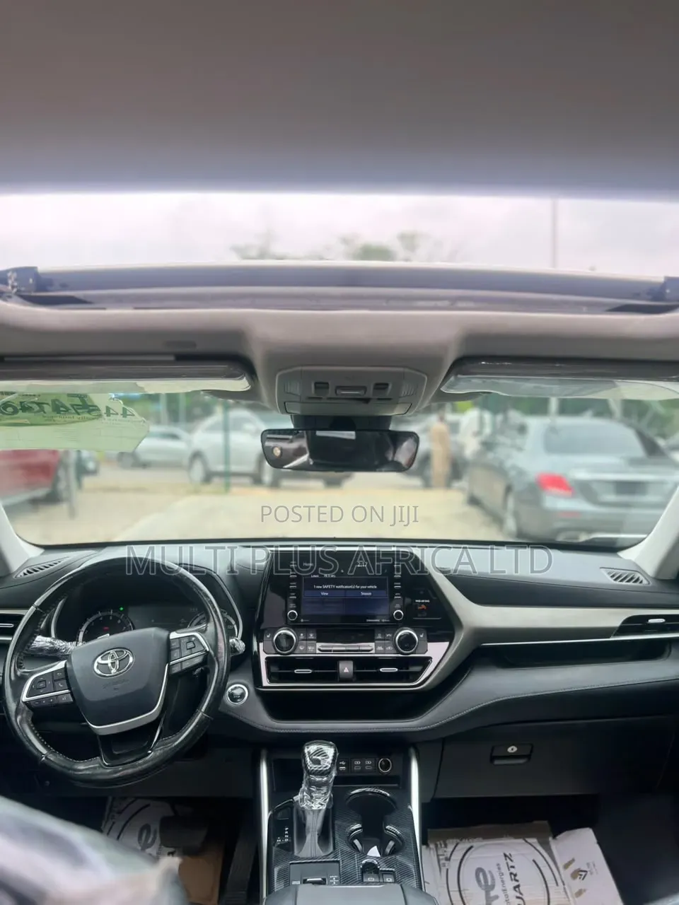 Toyota Highlander XLE 2022 Gray