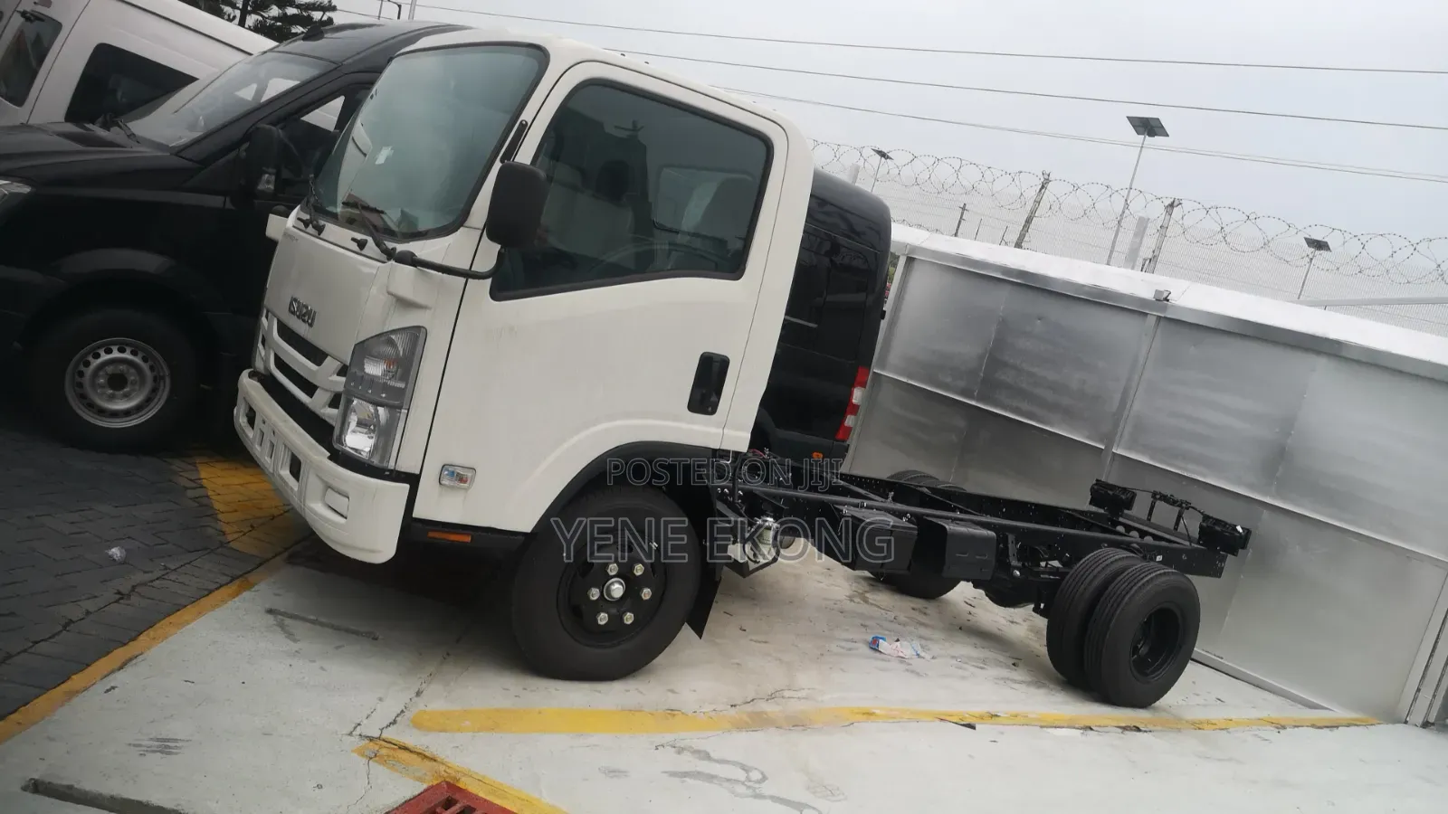 Isuzu Truck for Sale