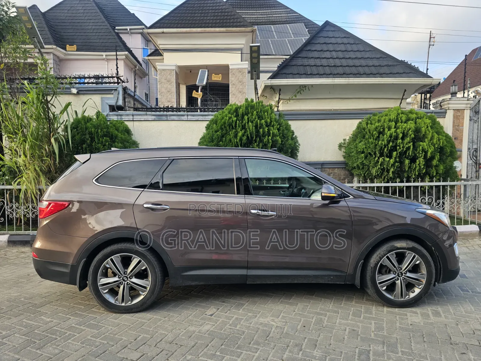 Hyundai Santa Fe Limited 4dr SUV AWD (3.3L 6cyl 6A) 2015
