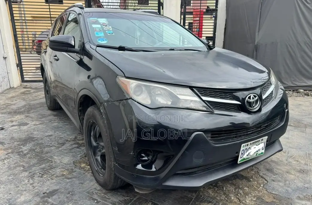 Toyota RAV4 XLE AWD (2.5L 4cyl 6A) 2013 Gray