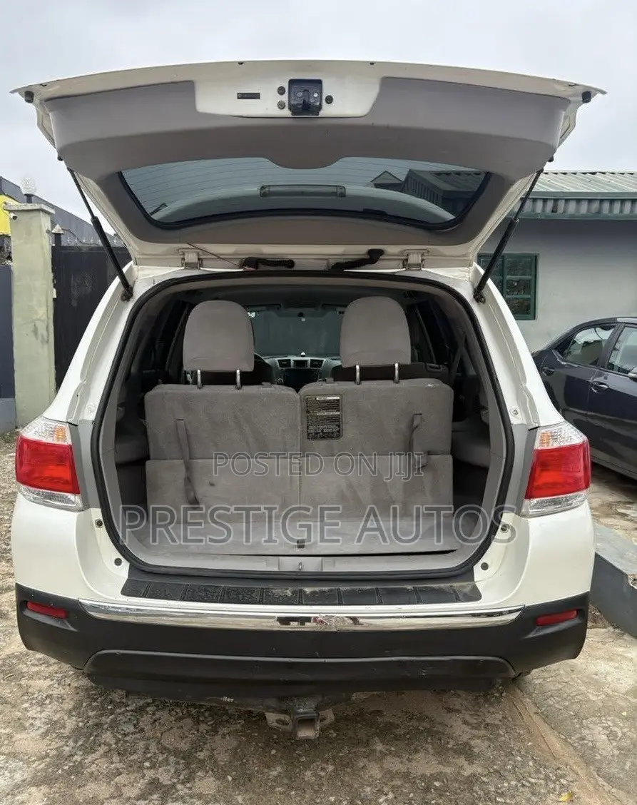 Toyota Highlander 2012 White