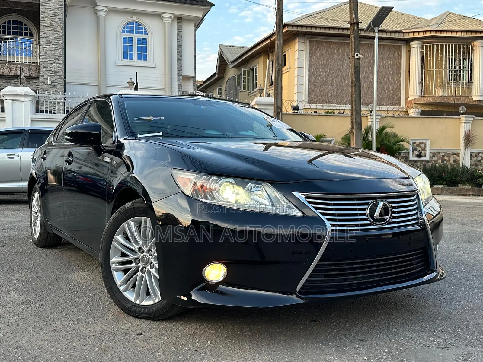 Lexus ES 350 FWD 2013 Black