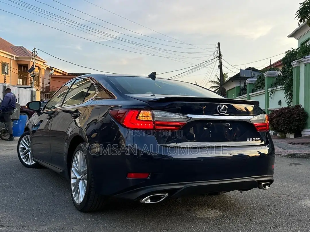 Lexus ES 350 FWD 2016 Blue