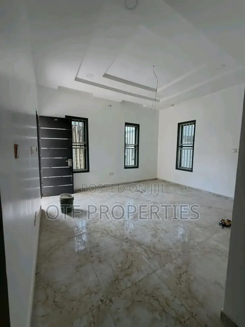 4bdrm Duplex in Kado Main for rent