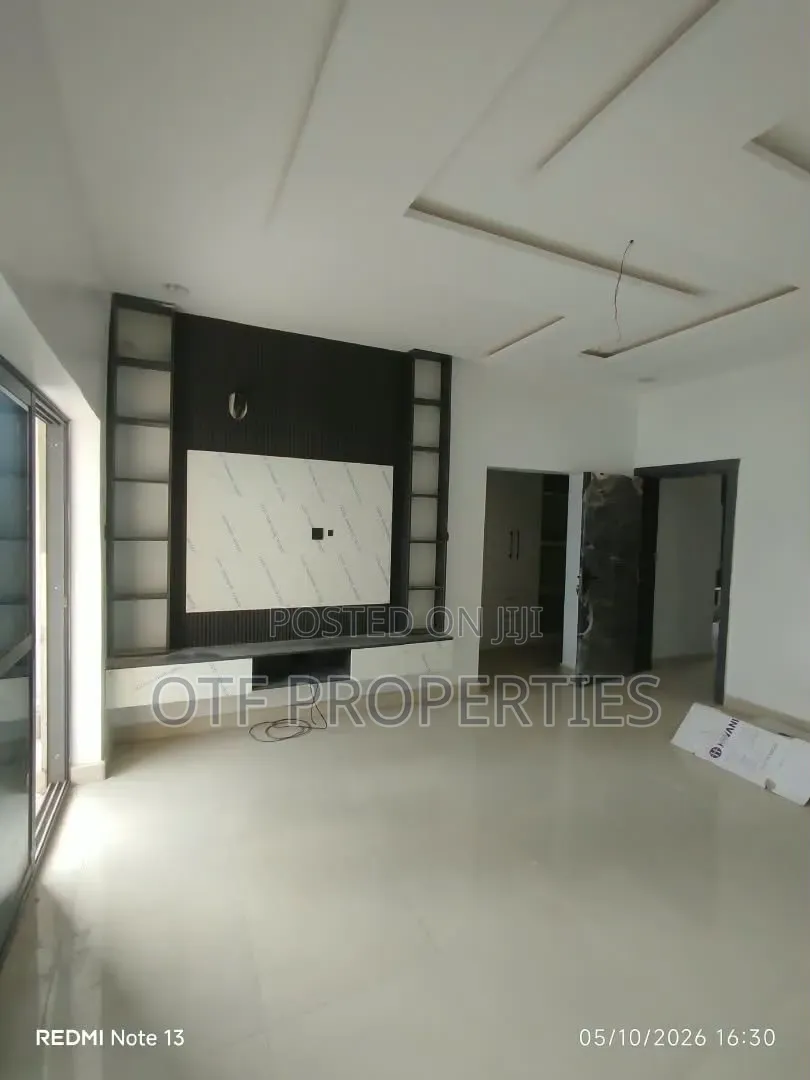 3bdrm Duplex in Mabushi for rent