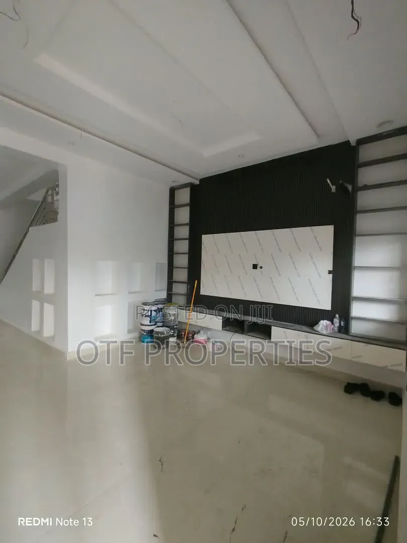 3bdrm Duplex in Mabushi for rent