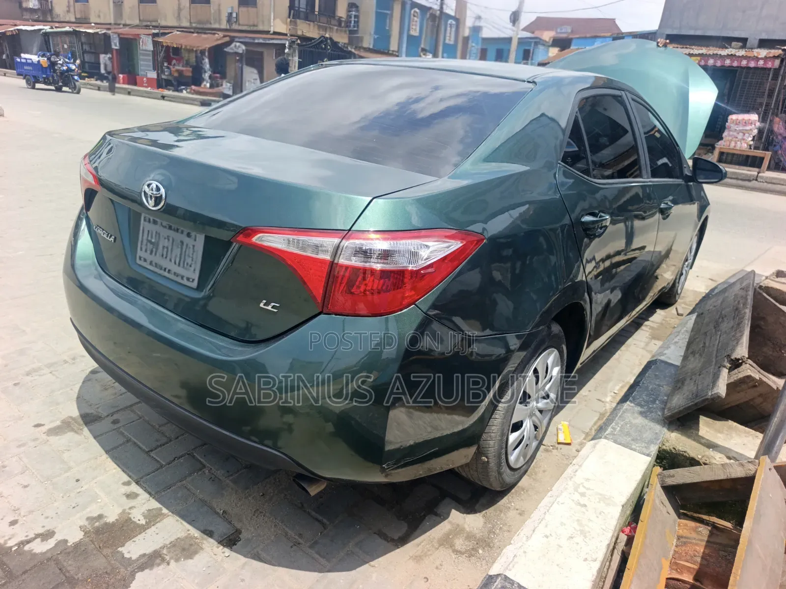 Toyota Corolla 2015 Green