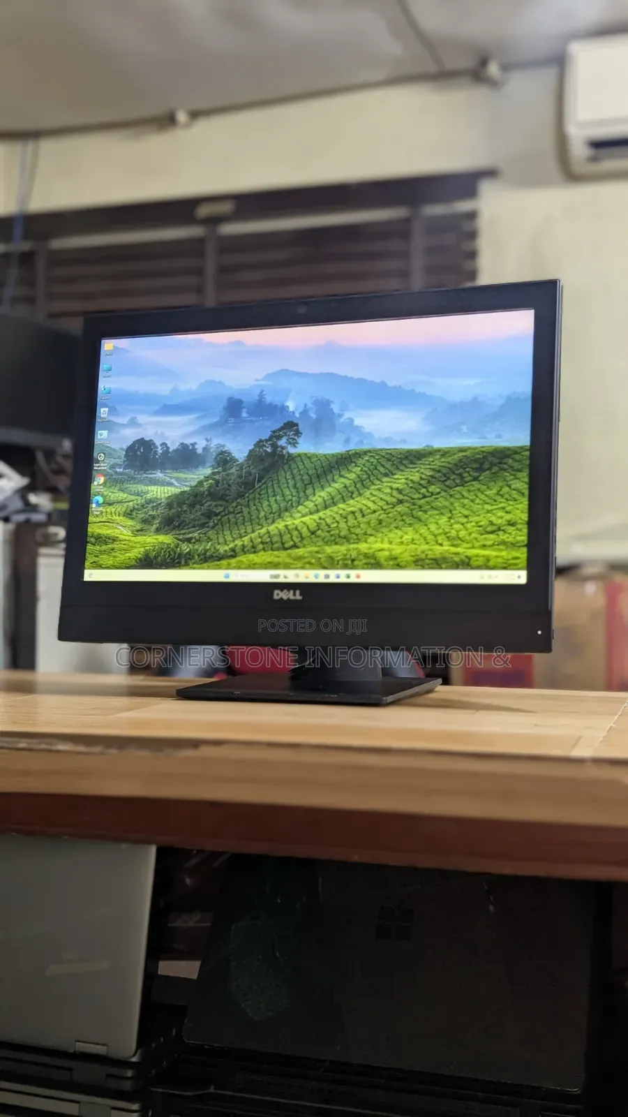Dell Optiplex 3240 All-In-One 8GB Intel Core i5 SSD 500GB