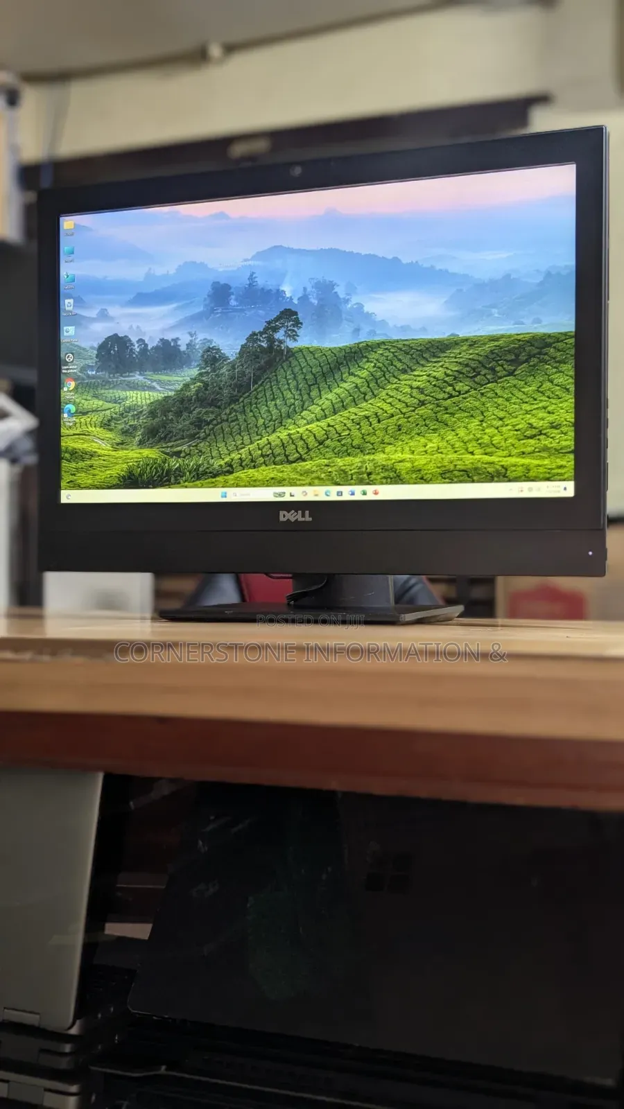 Dell Optiplex 3240 All-In-One 8GB Intel Core i5 SSD 500GB