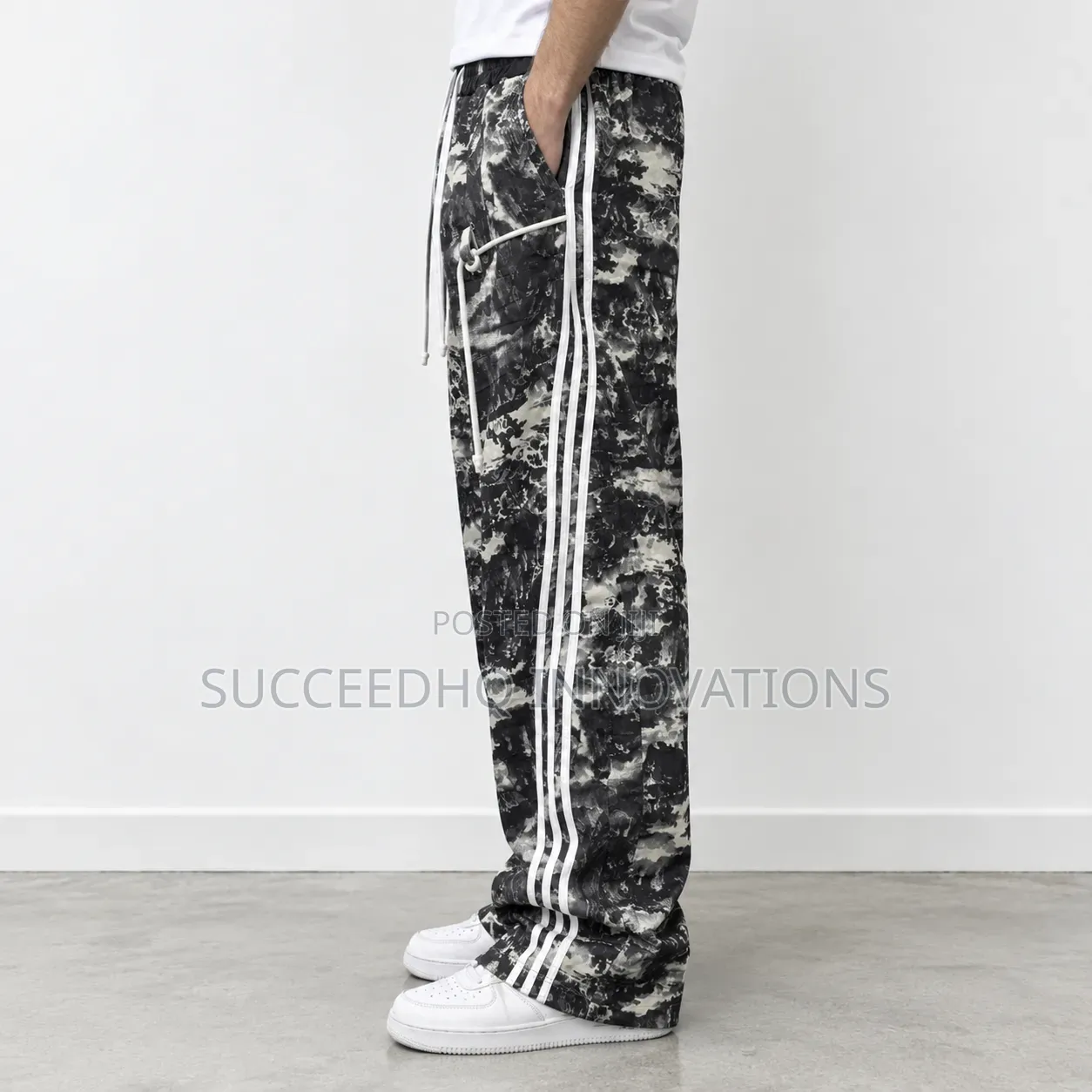Men's Baggy Wide Leg Jeans Black & White Abstract Streetwear Trousers