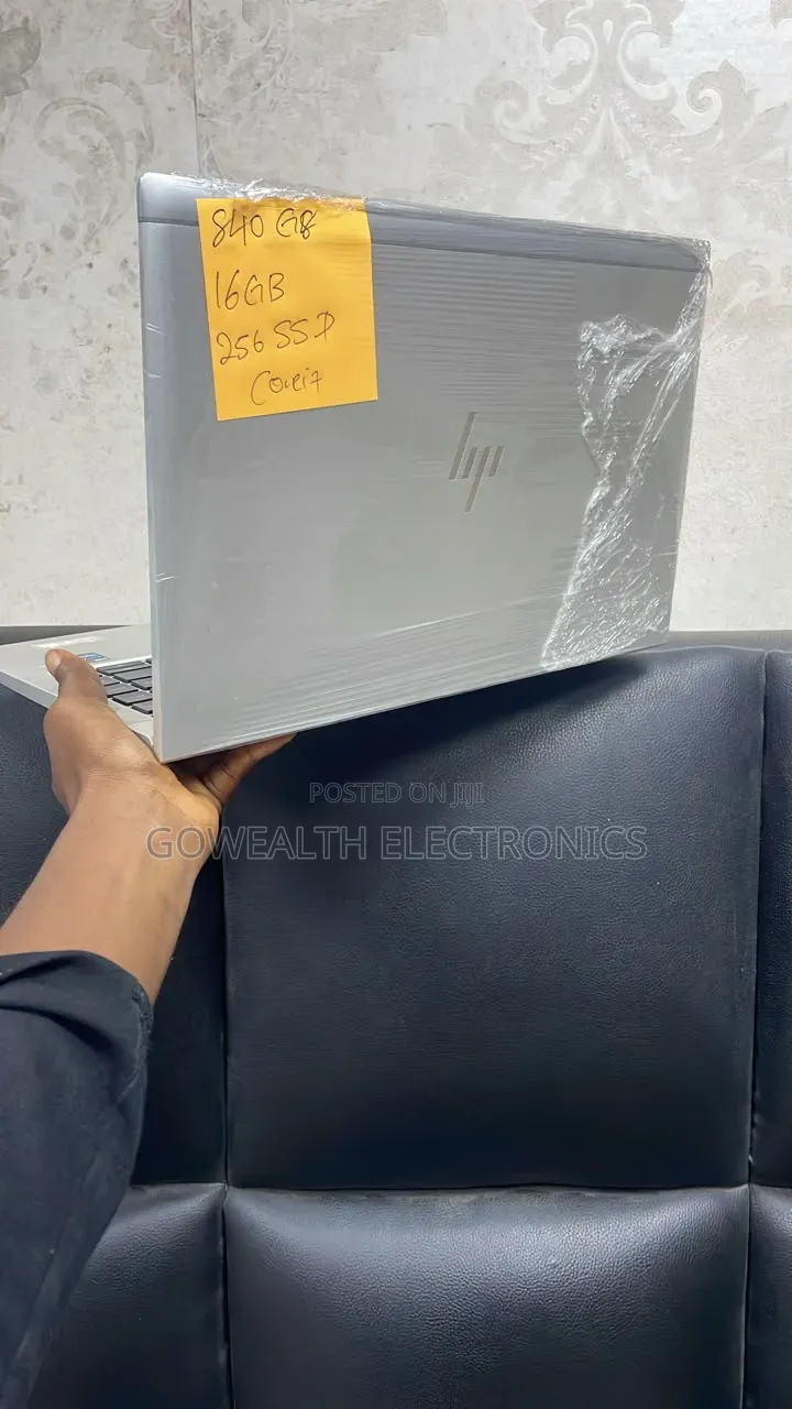 Laptop HP EliteBook 840 G8 16GB Intel Core i7 SSD 256GB