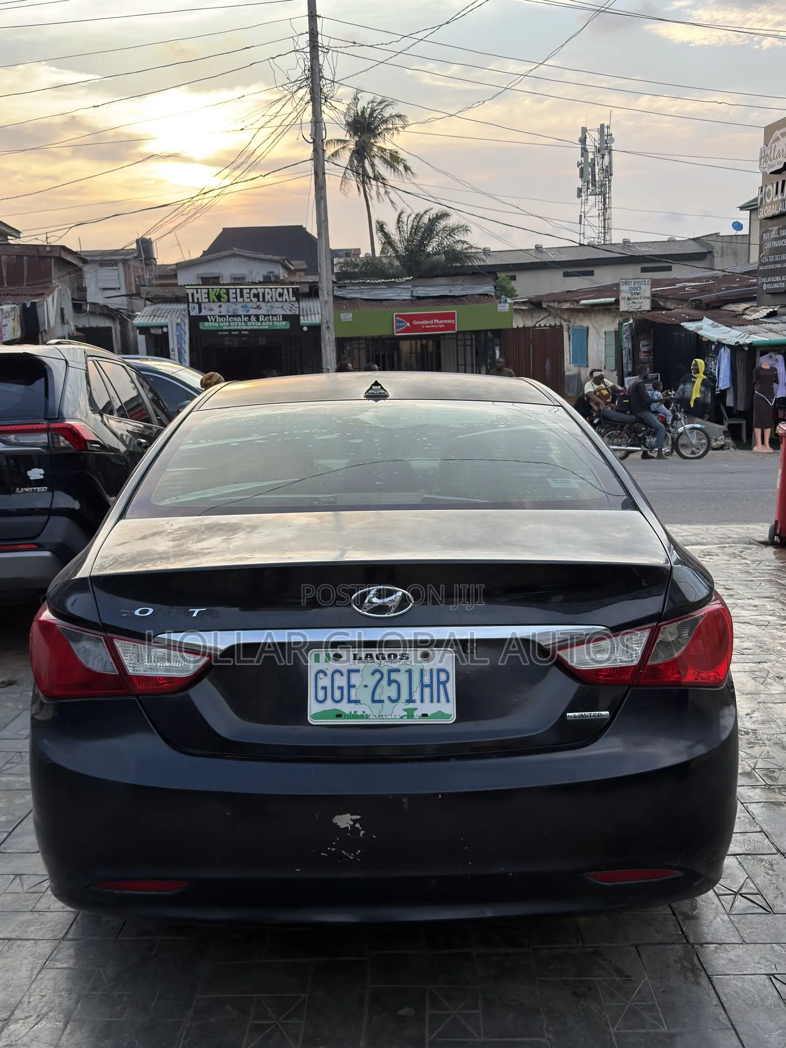 Hyundai Sonata Limited 2.0T Sedan (2.0L 4cyl 6A) 2013 Black