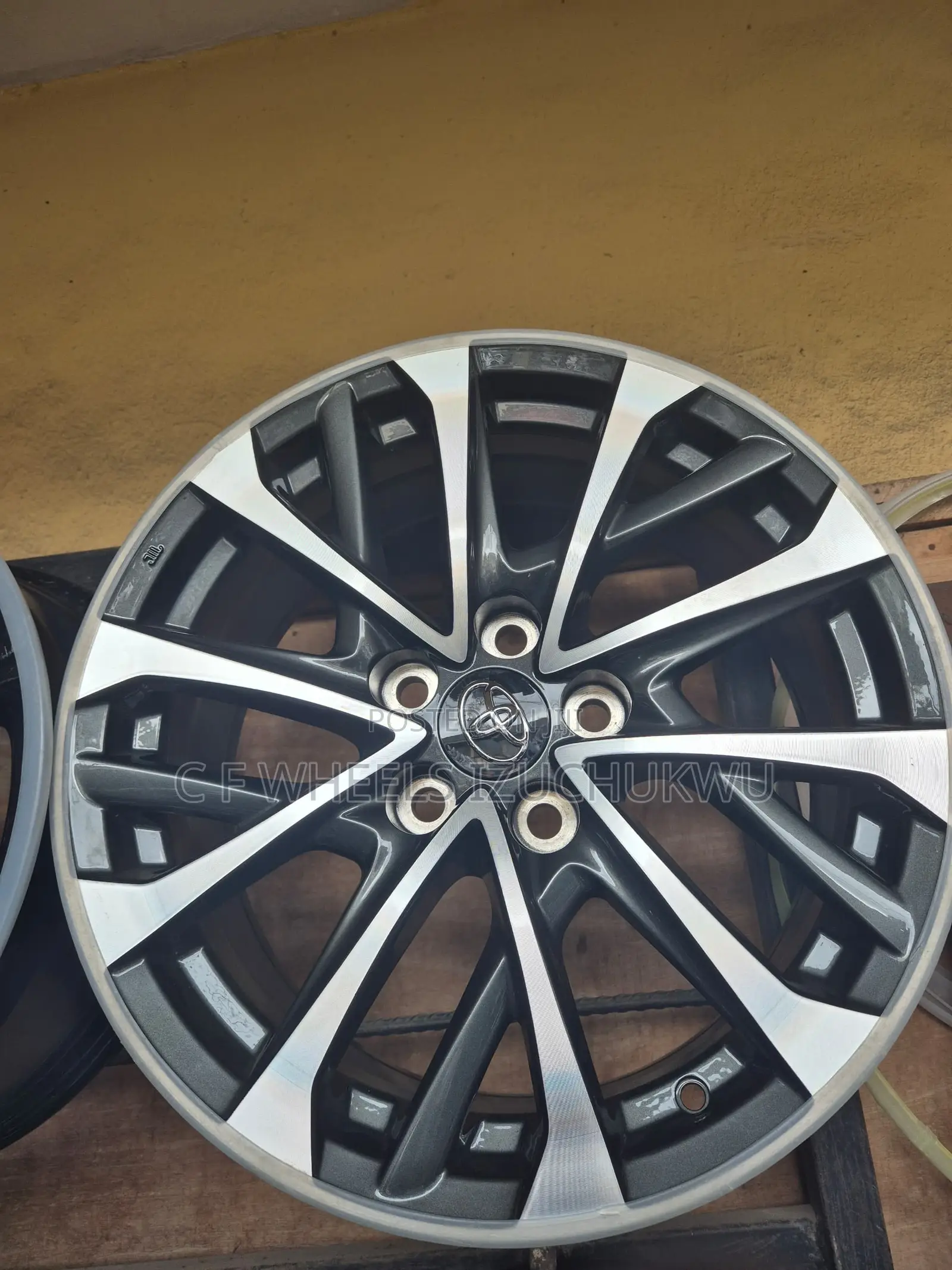 17-Inch Toyota Camry Latest Model