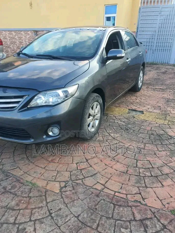 Toyota Corolla 2012 Black