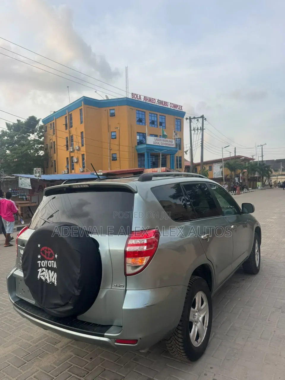 Toyota RAV4 2011 Green