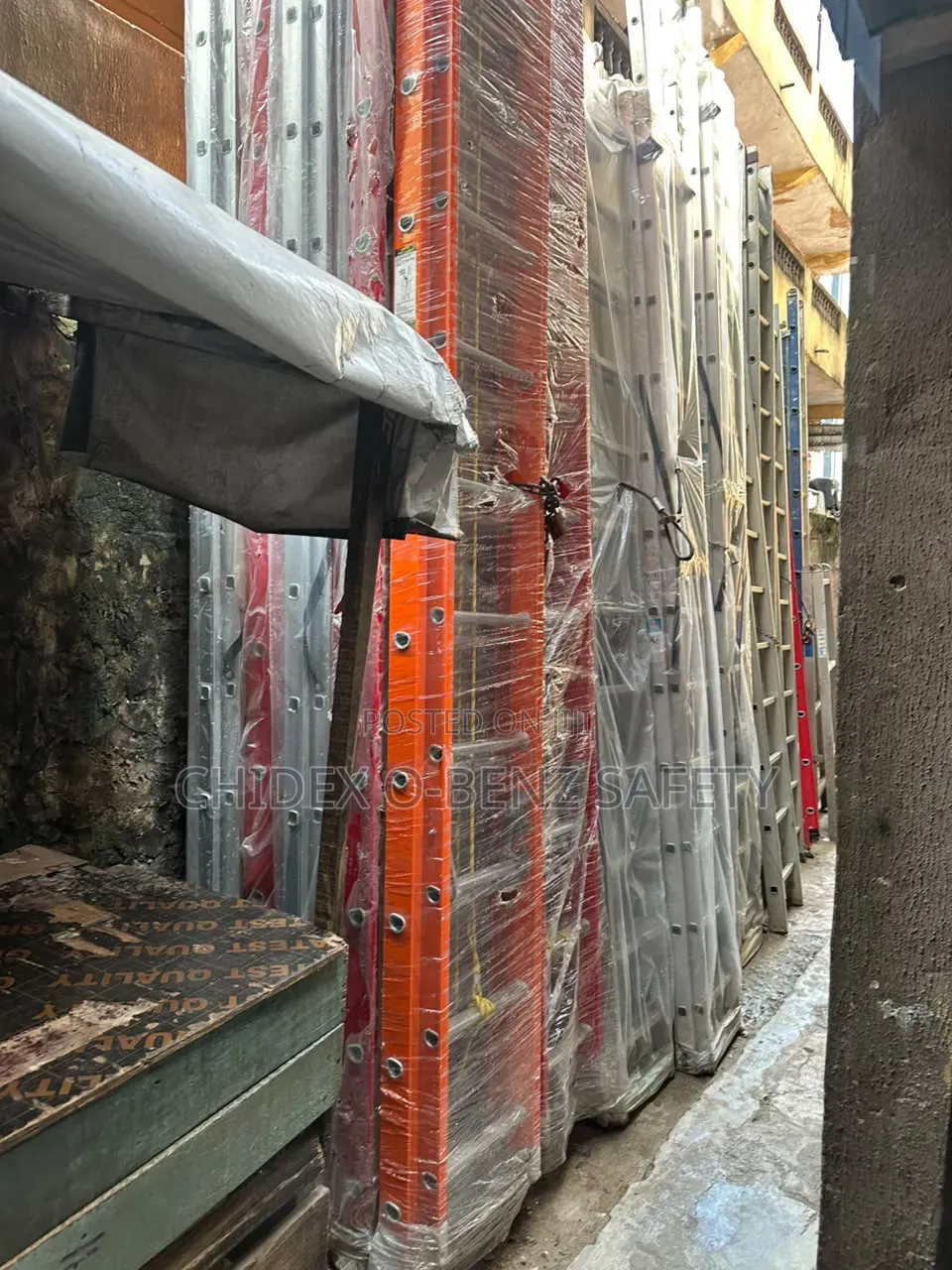 16x2 Fiberglass Extension Ladder