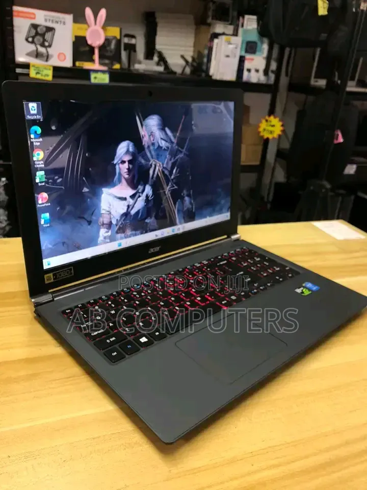 Laptop Acer Aspire VN7-591G 16GB Intel Core i7 SSD 256GB