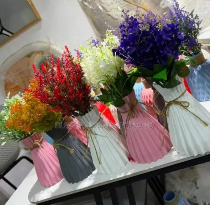 Flower Vase for Decoration