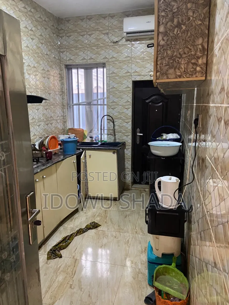4bdrm House in Omole Phase 2 for sale