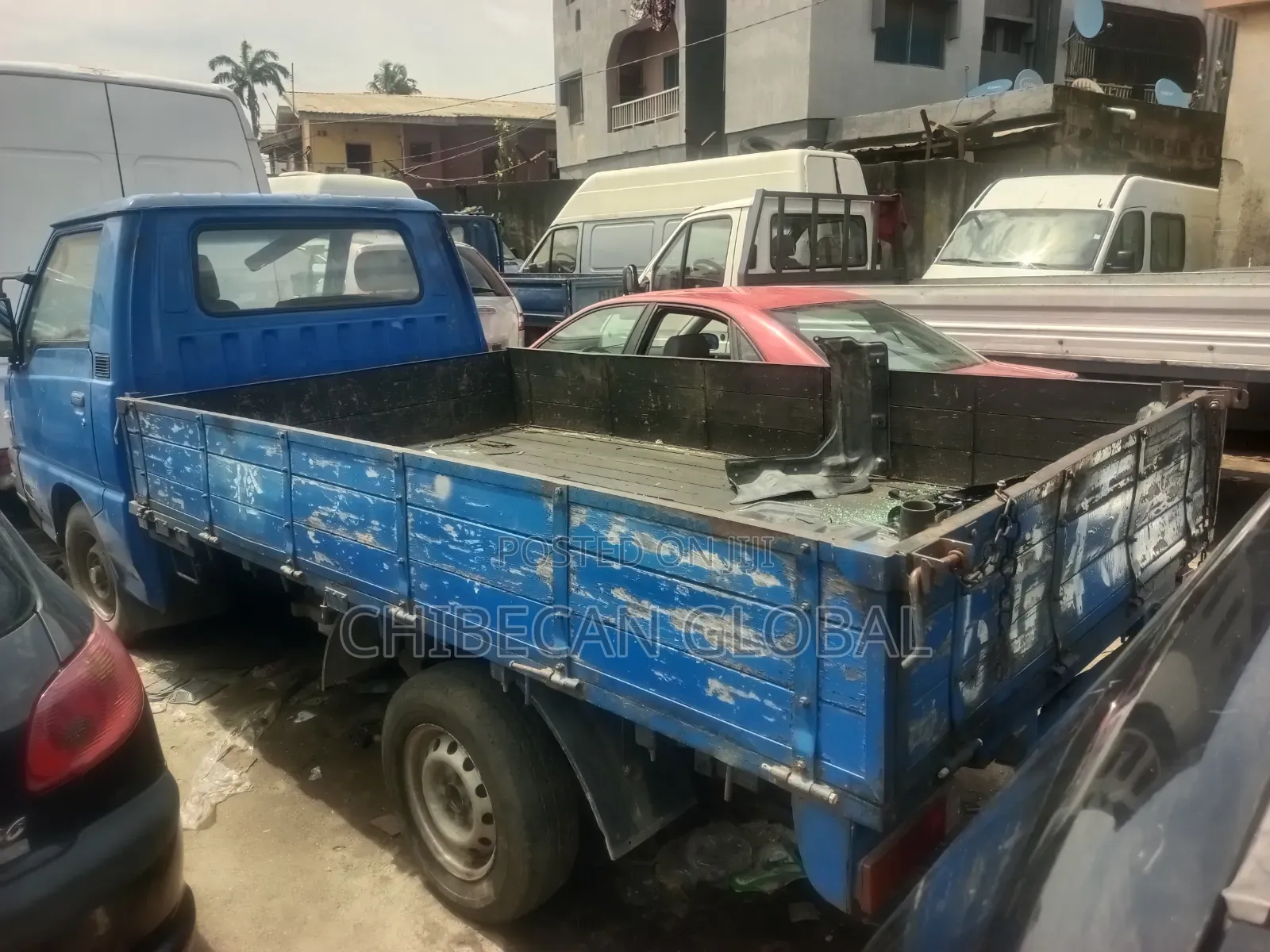 Mitsubishi DeLica Pickup Truck (Foreign Used) Petrol