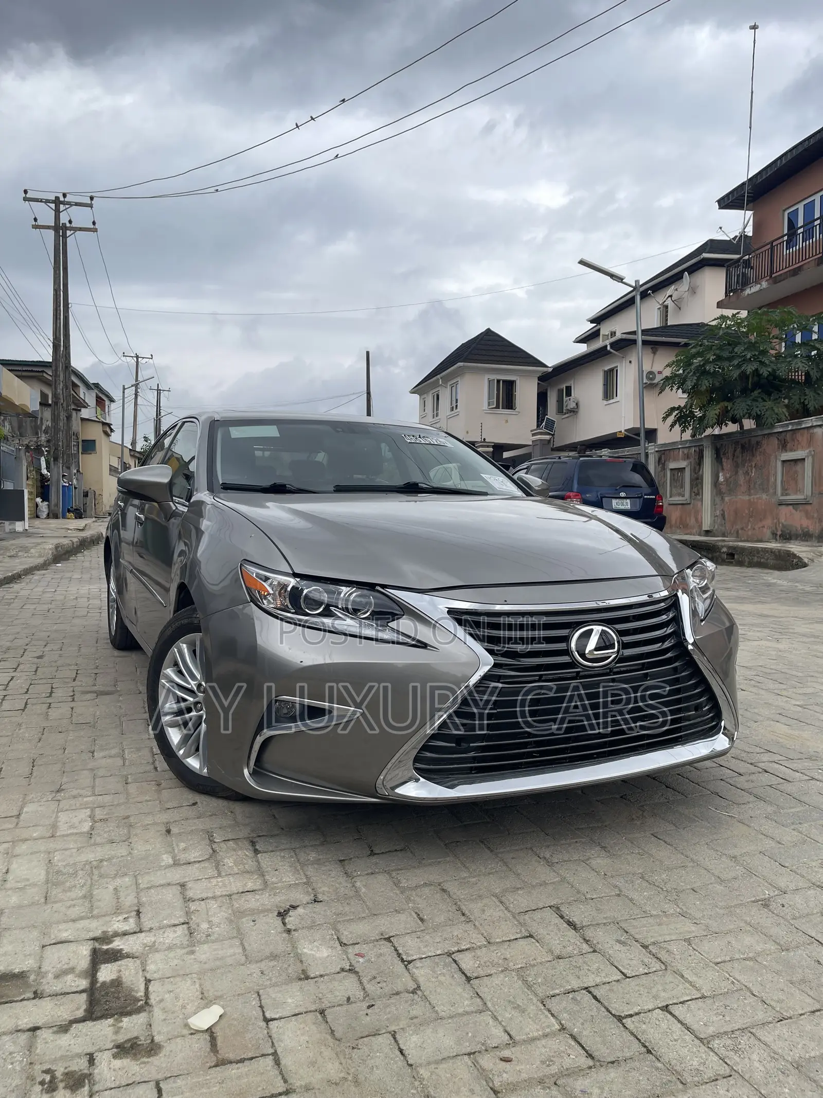 Lexus ES 350 FWD 2015 Gray