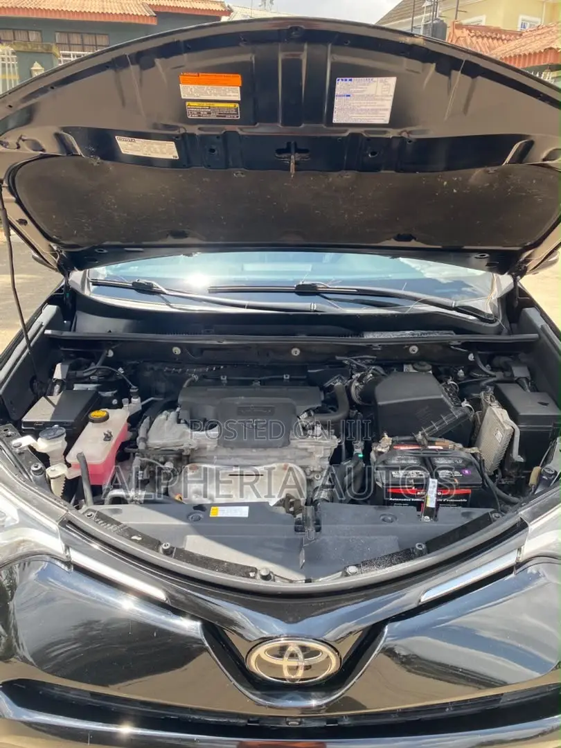 Toyota RAV4 Limited 4dr SUV (2.5L 4cyl 6A) 2018 Black