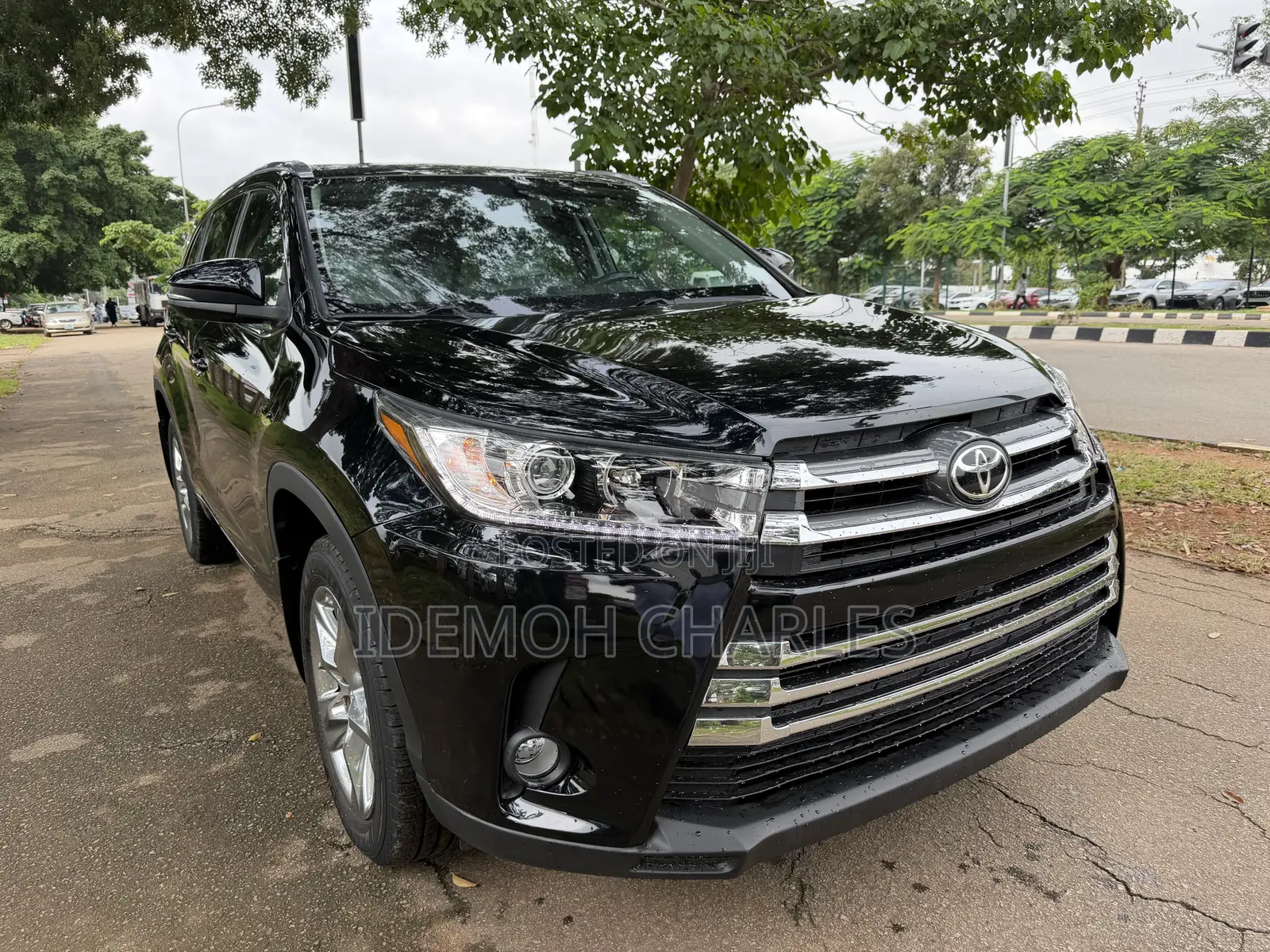 Toyota Highlander XLE 4x2 V6 (3.5L 6cyl 8A) 2018 Black