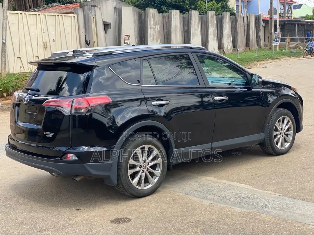 Toyota RAV4 Limited 4dr SUV (2.5L 4cyl 6A) 2018 Black
