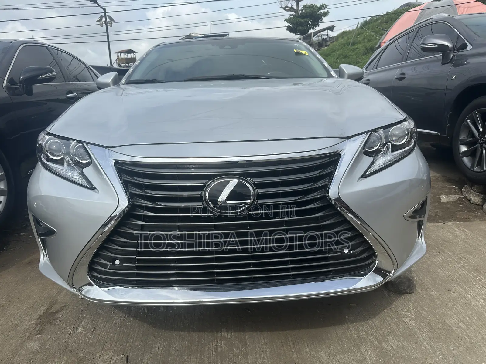 Lexus ES 2015 Silver