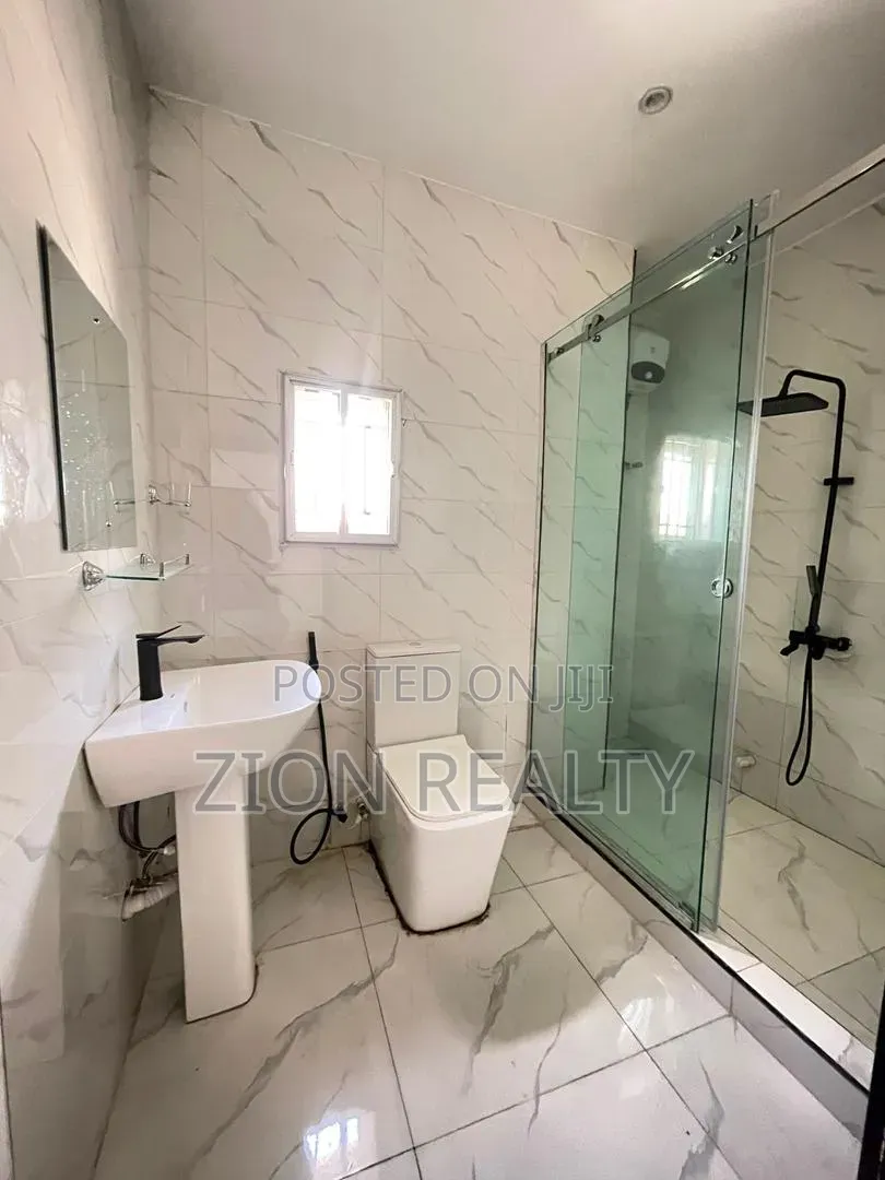 2bdrm Apartment in Ikate for rent