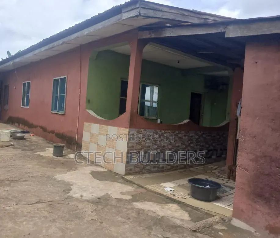 3bdrm House in Benin City for sale