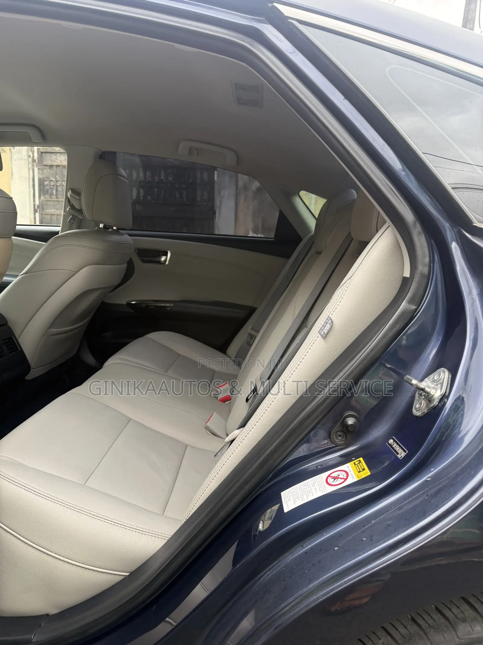 Toyota Avalon XLE 4dr Sedan (3.5L 6cyl 6A) 2014 Blue