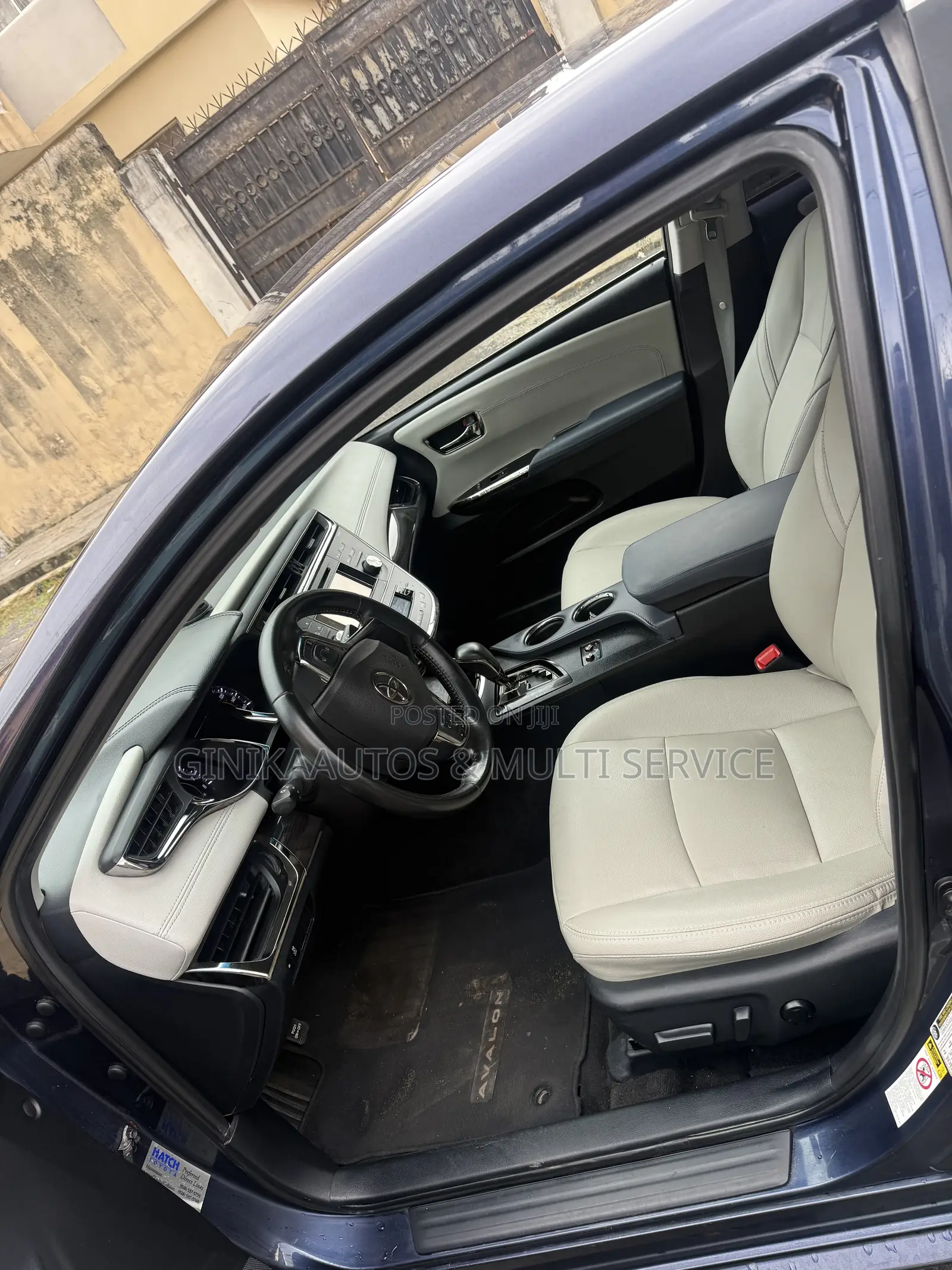 Toyota Avalon XLE 4dr Sedan (3.5L 6cyl 6A) 2014 Blue