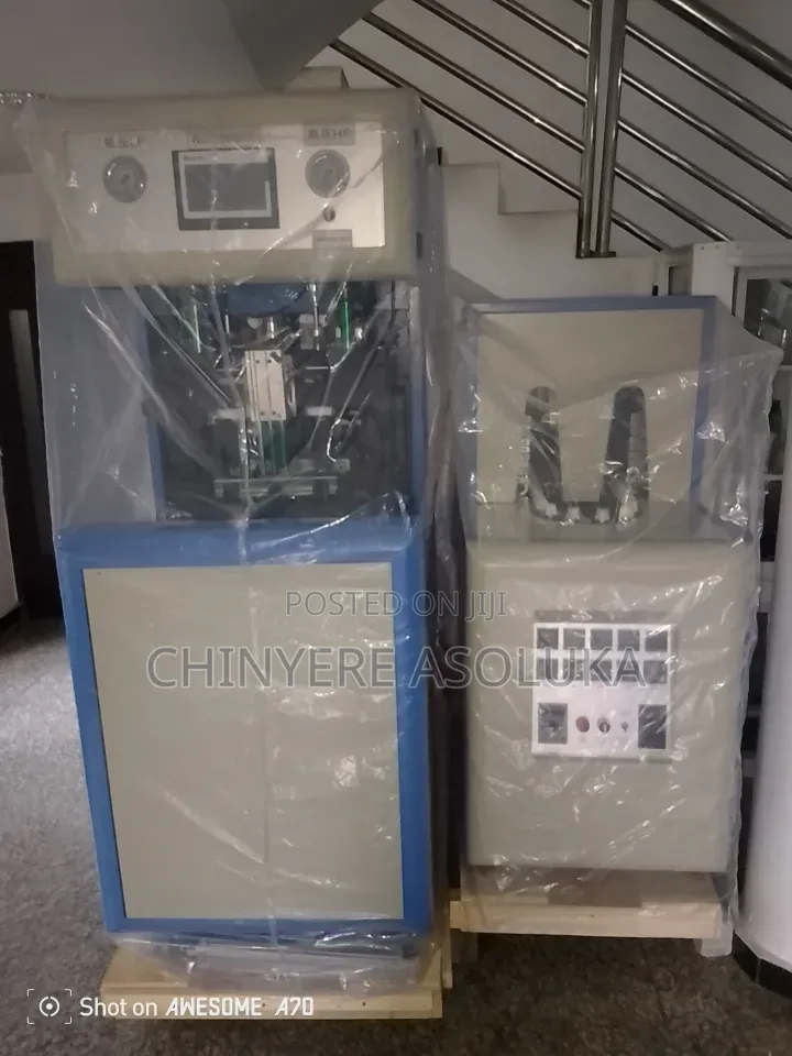 3cavity Semi Auto Pet Blo