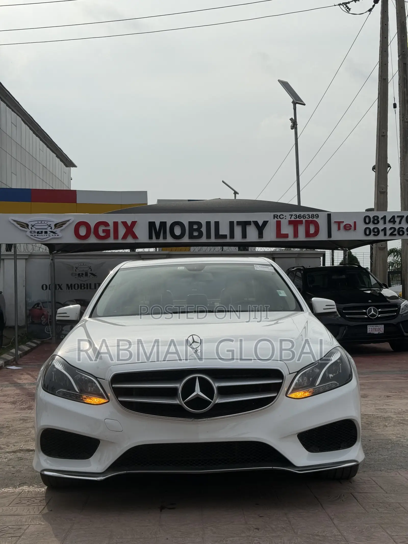 Mercedes-Benz E350 Base 4Matic Sedan AWD (3.5L 6cyl 7A) 2014 White