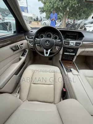 Mercedes-Benz E350 Base 4Matic Sedan AWD (3.5L 6cyl 7A) 2014 White