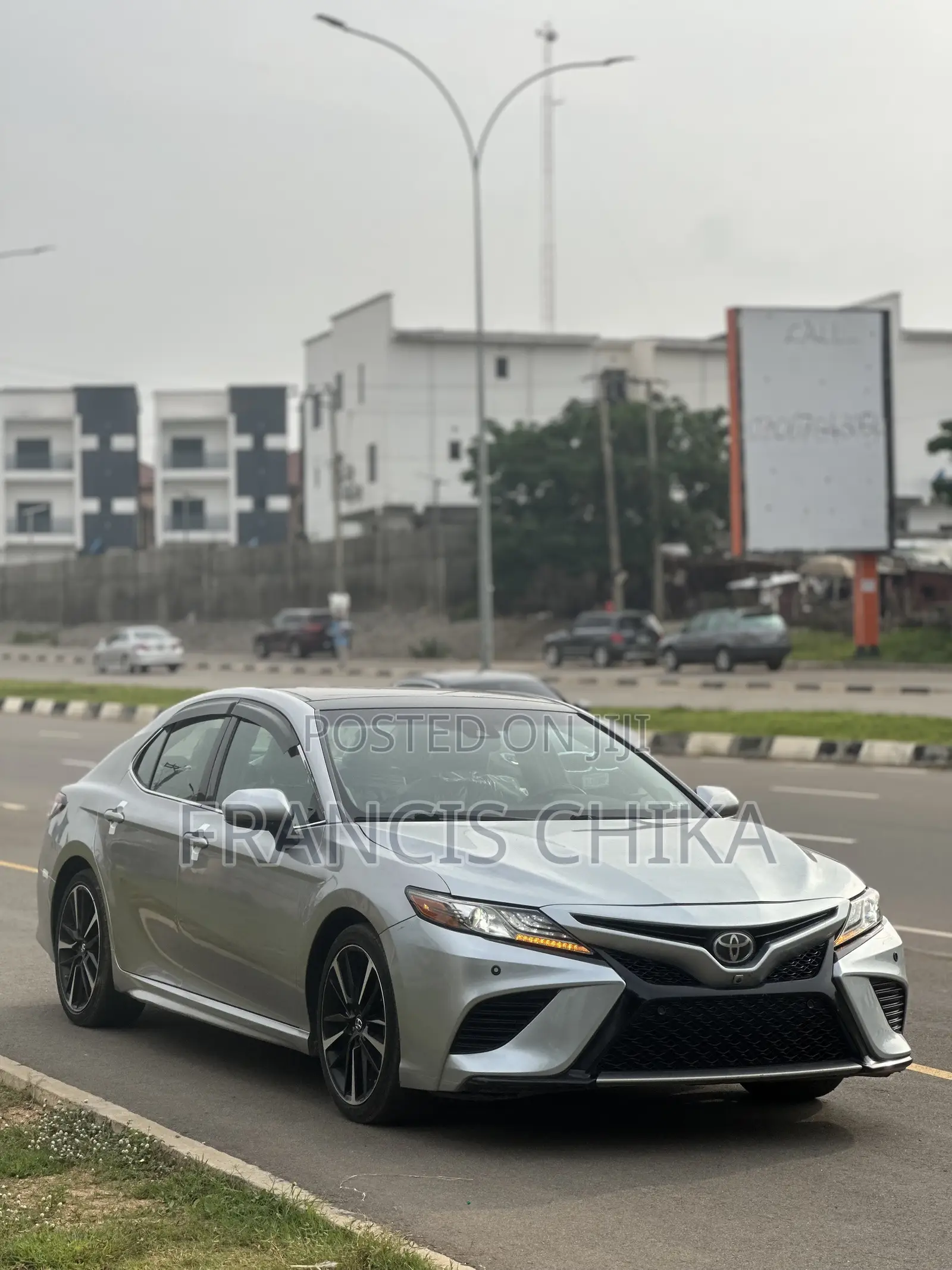 Toyota Camry XSE V6 FWD (3.5L 6cyl 8AM) 2018 Silver