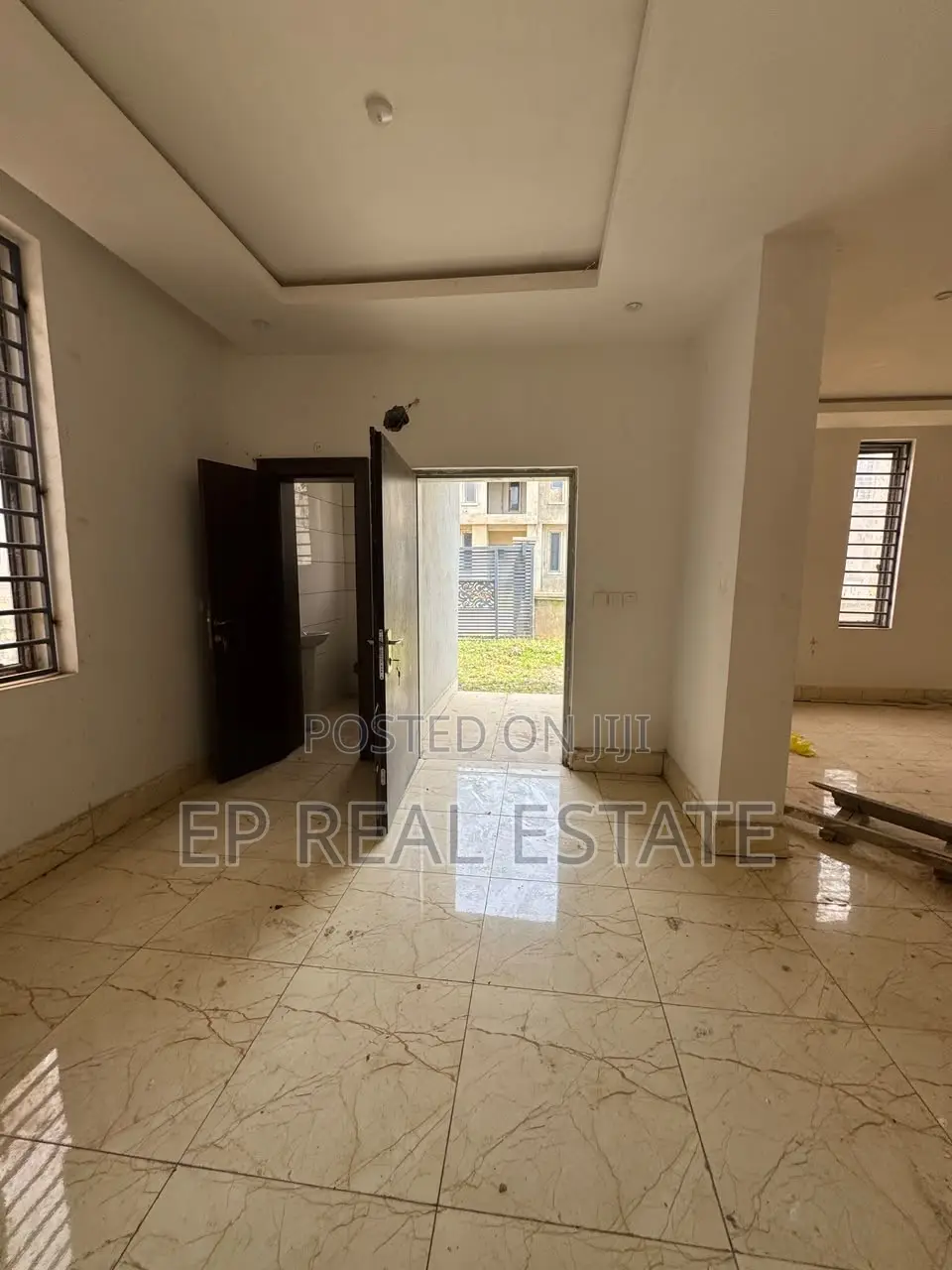 4bdrm Duplex in Apo District for sale
