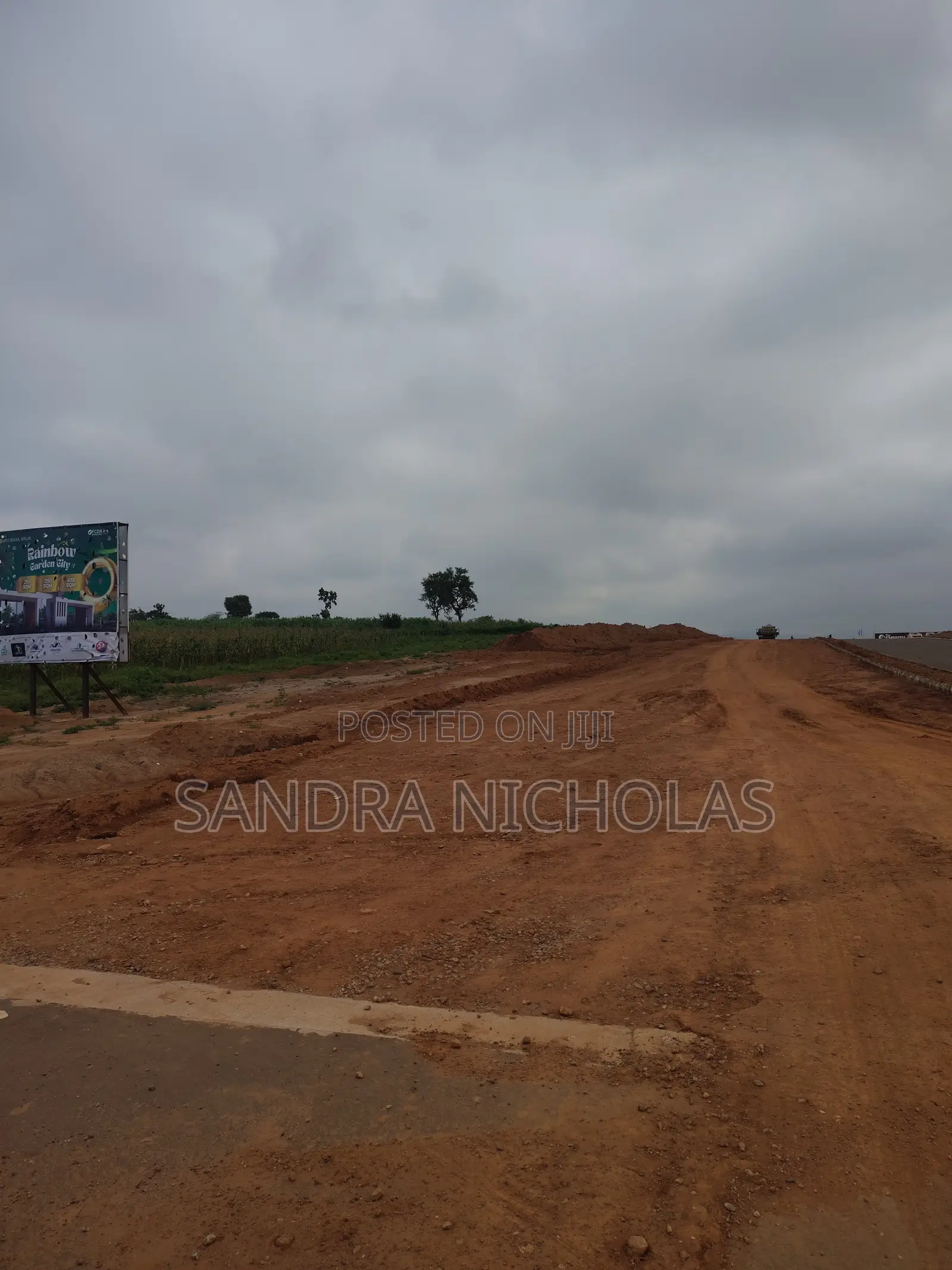 180 Square Estate Plot for 3 Bedroom Terrace Duplex