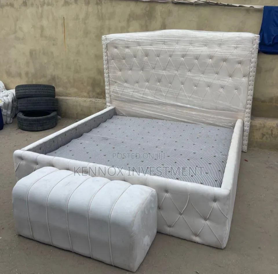 6 by 6 Full Bedframe With 2 Bedsides/ 6 by 6 Bedframe (160,000)