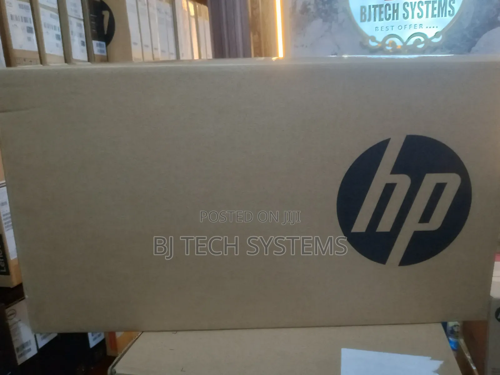 New Laptop HP 250 G10 8GB Intel Core i5 SSD 512GB