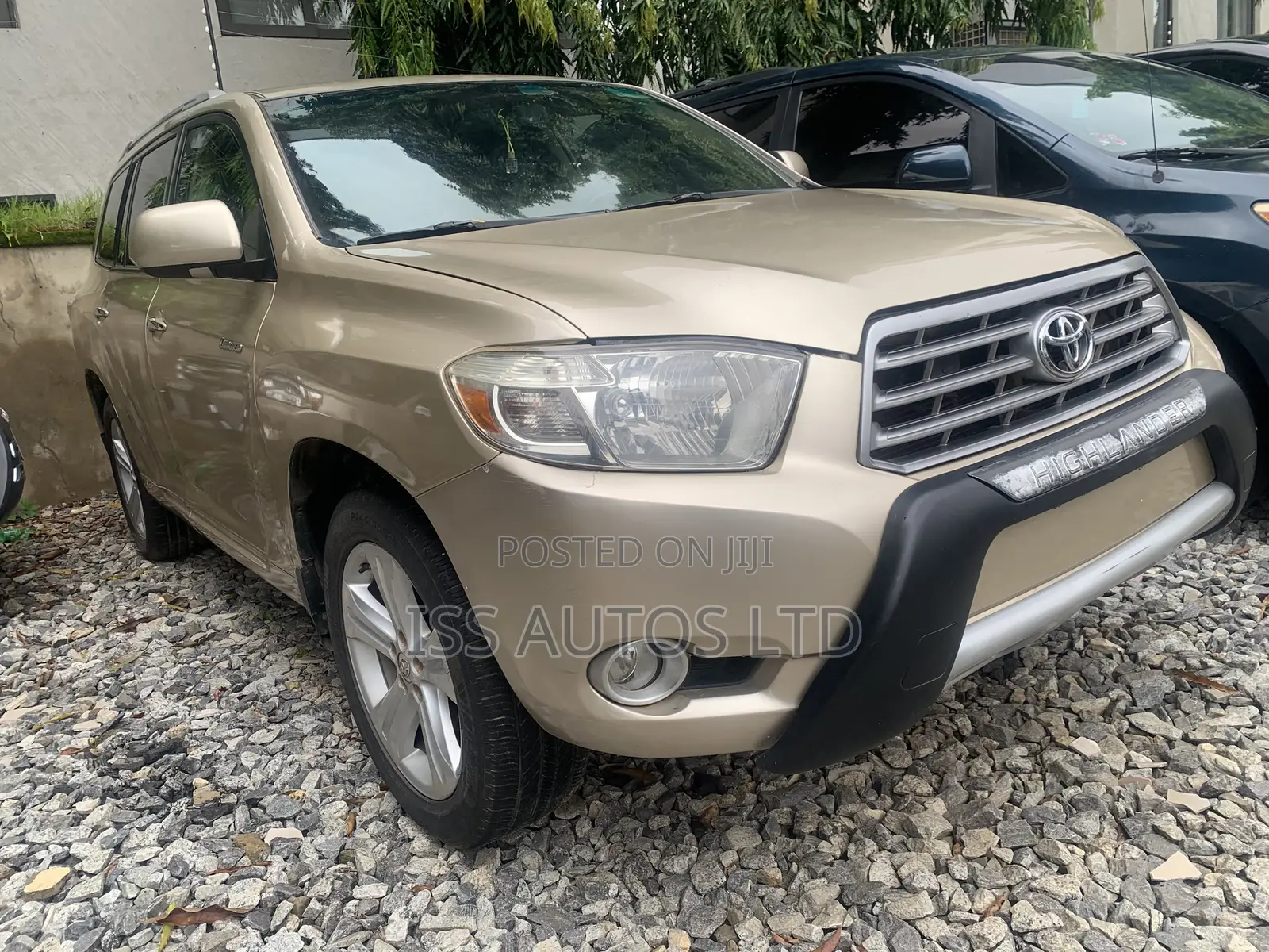 Toyota Highlander Limited 2010 Gold