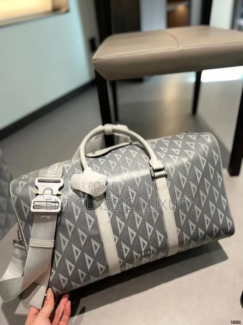 Dior Luxury Duffle Bags Best Quality Well Branded