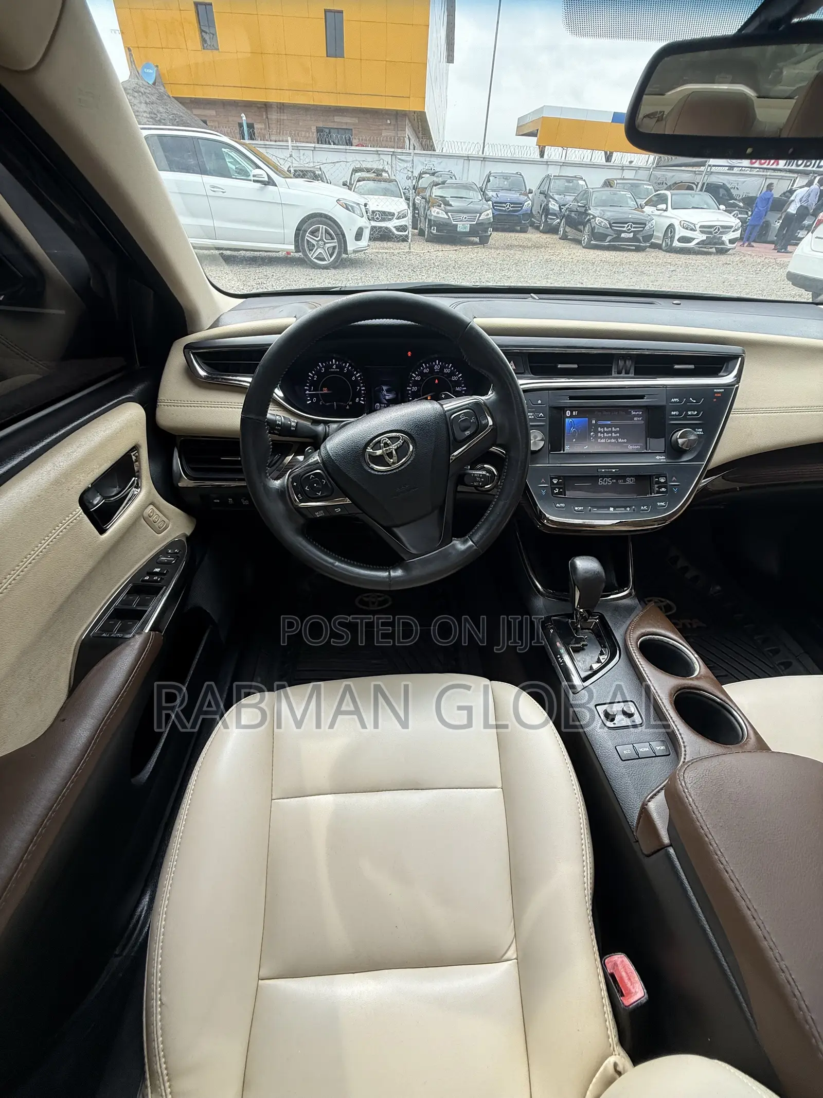 Toyota Avalon XLE Premium Sedan FWD (3.5L 6cyl 6A) 2013 Black