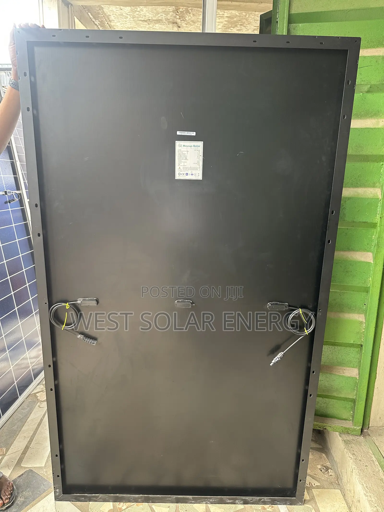 500W 120Cells All Black Half Cut Panel